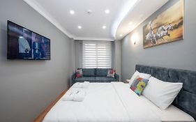 Taxim Sunpera Suites